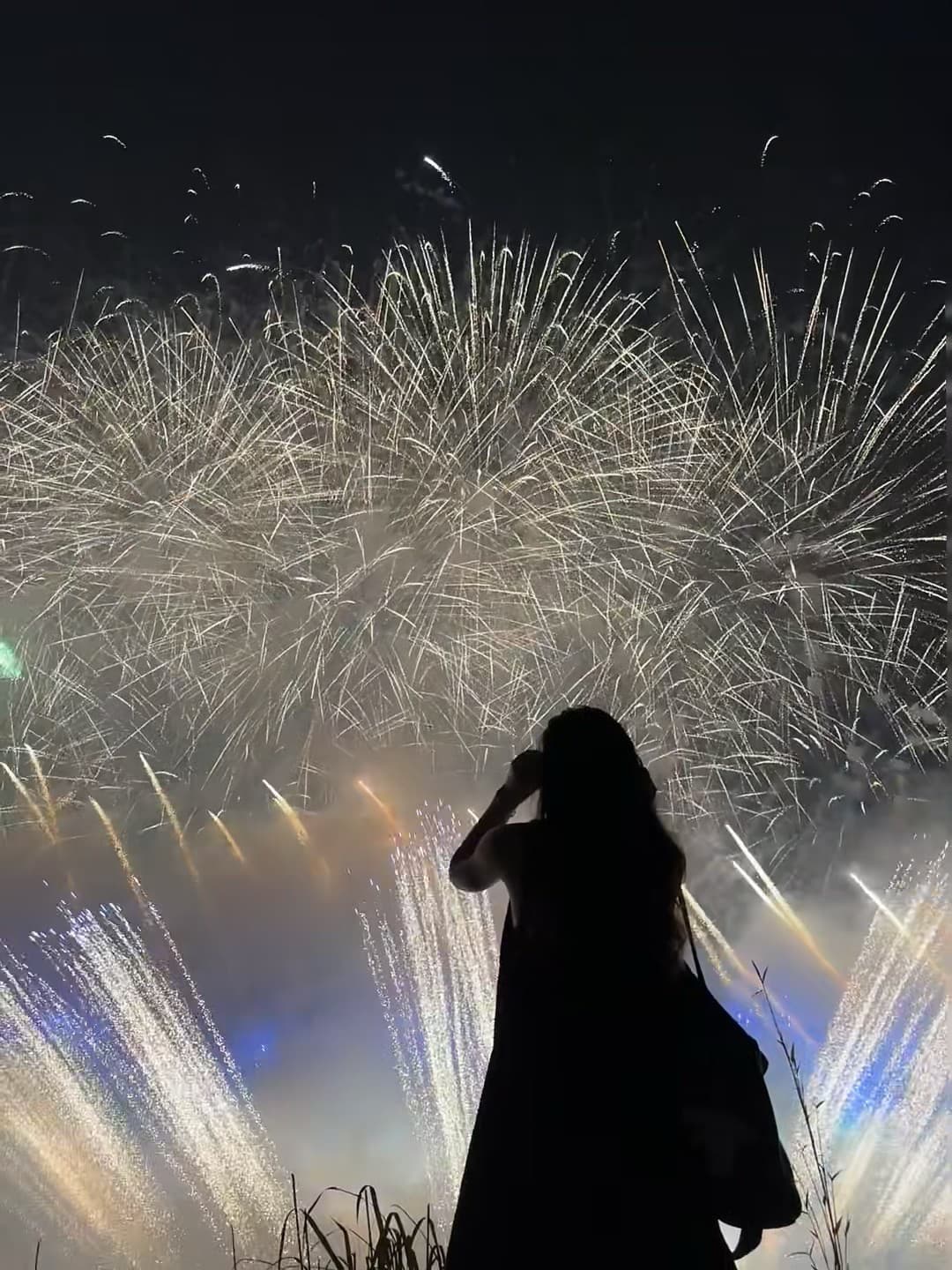 今晚的烟火,是给加班狗的意外惊喜 🌟封面图