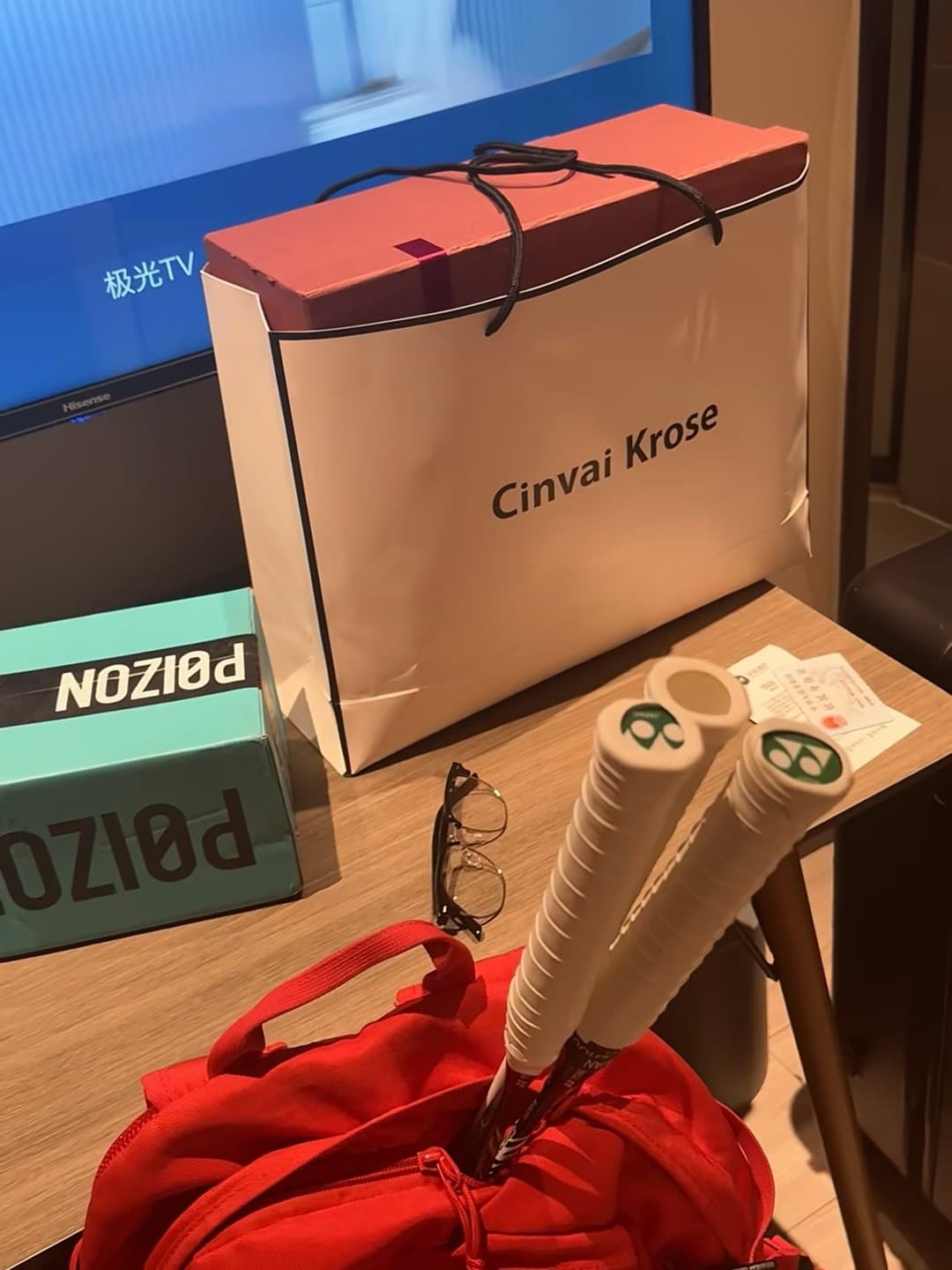 新球拍到手！红书同款Yonex配色太绝了～封面图