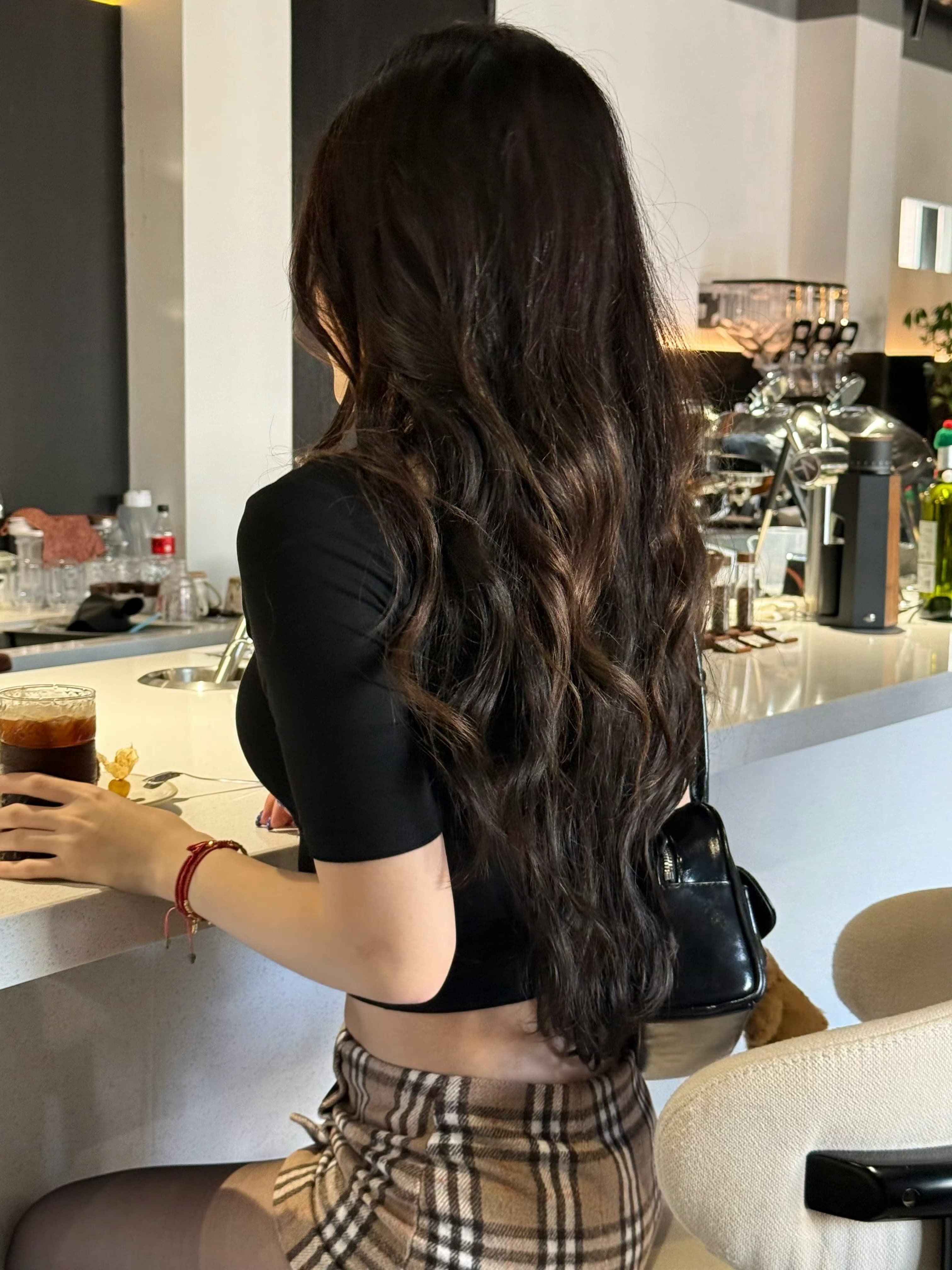 咖啡店角落的微光，今天在Barista Station偷喝一杯冰美式封面图