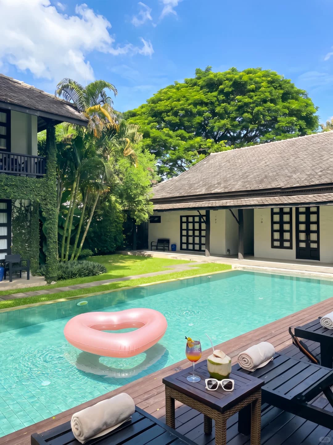 清迈｜兰纳风泳池 villa 太好住了封面图