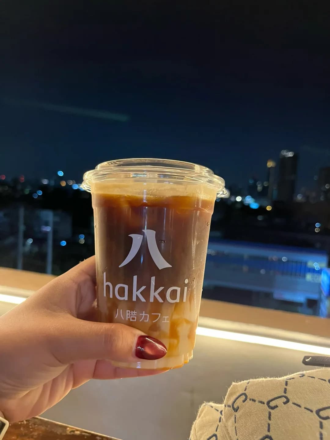 曼谷夜晚的小日常 🌃🧋封面图