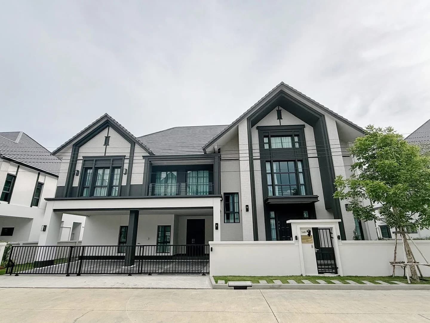 🏘️ 邦纳区附近的出租别墅🏡封面图