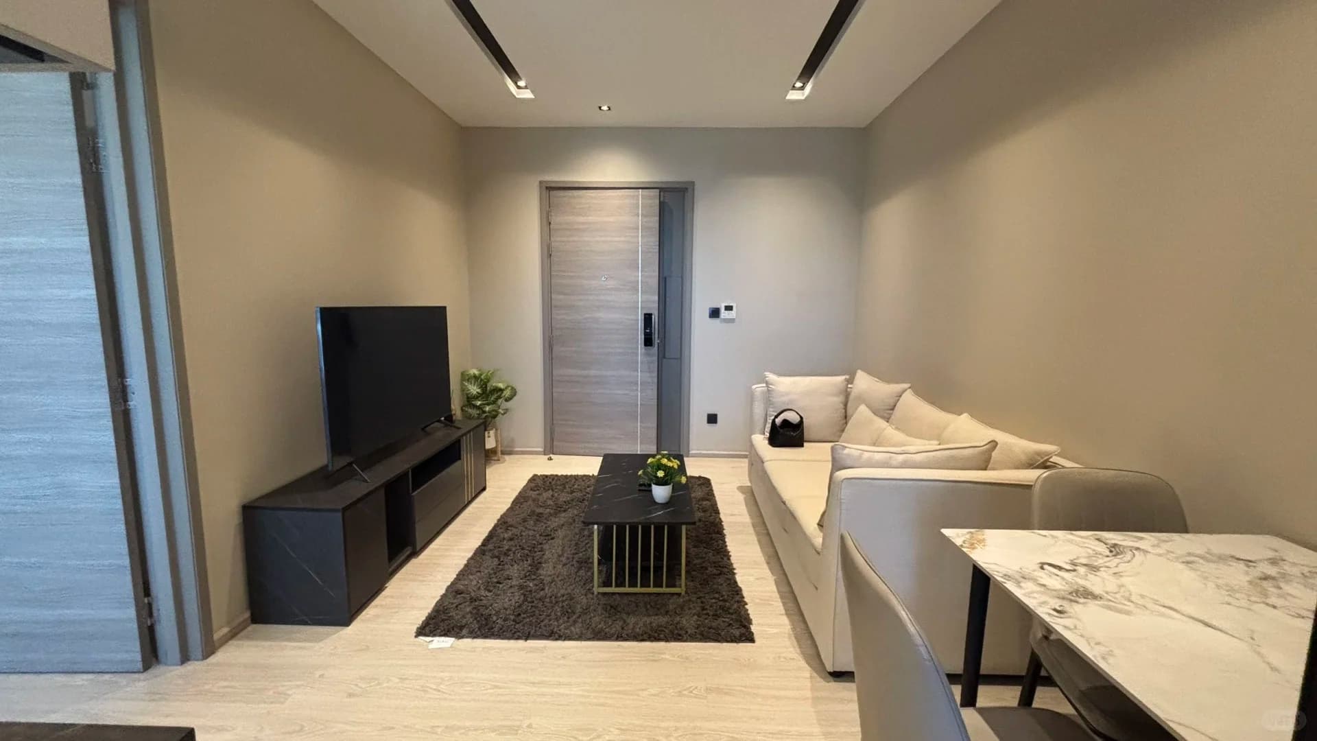 素坤逸38 出租 🛋️ Room Tour封面图