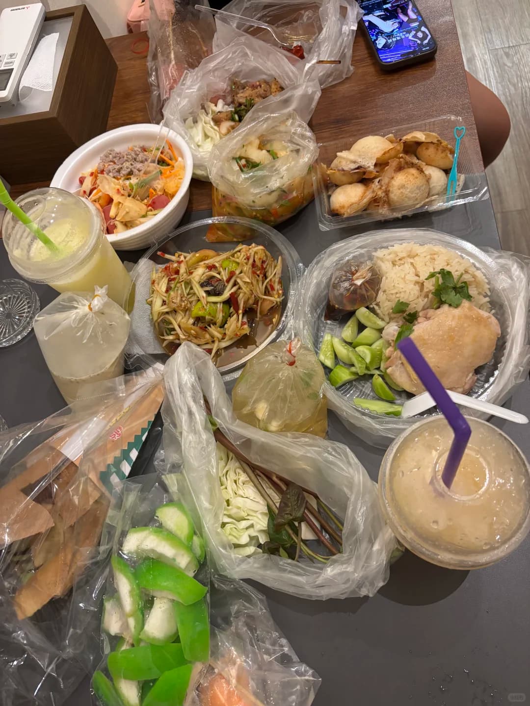 曼谷本地人居民区美食绝了！夯爆了封面图