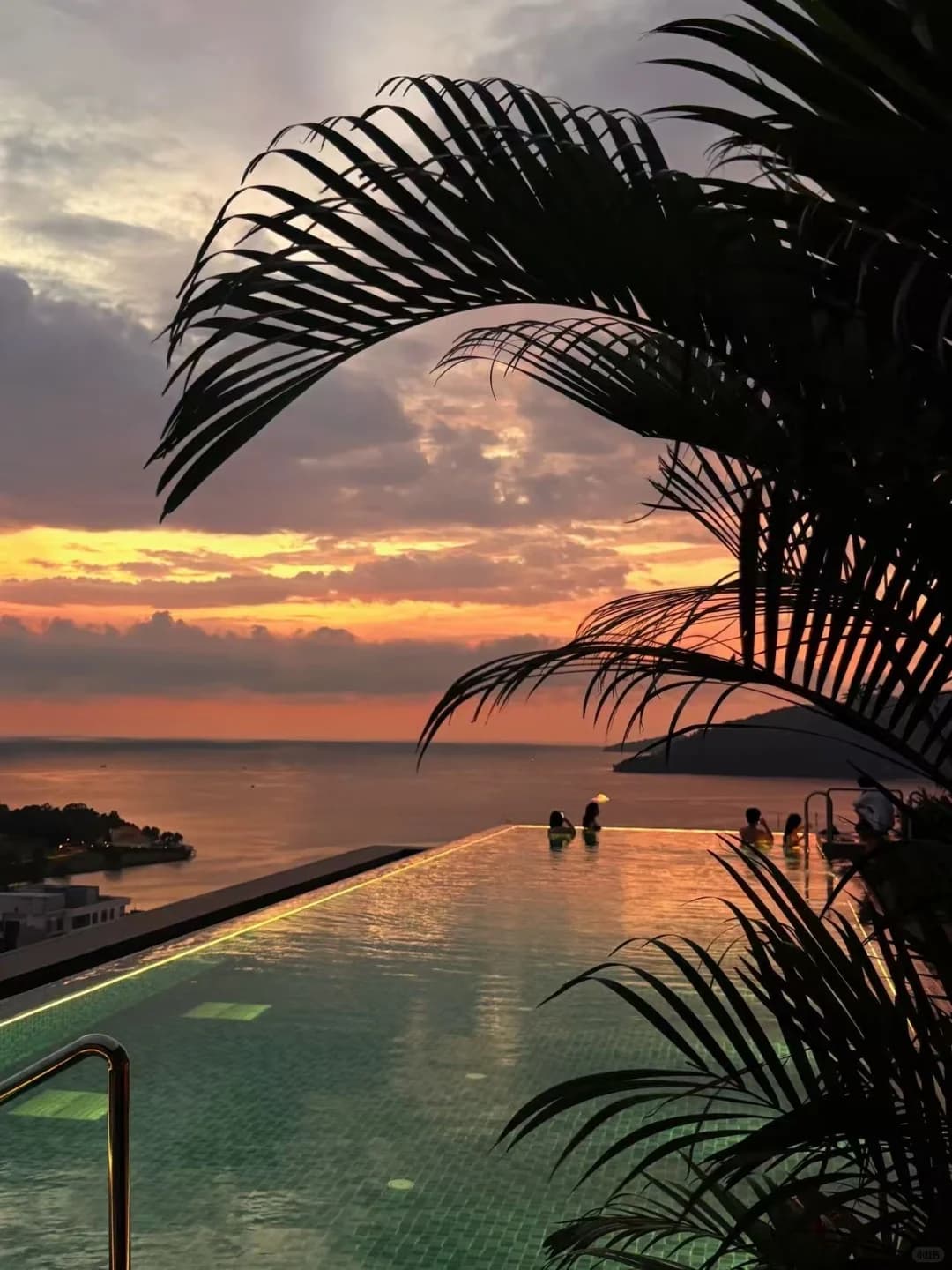 哥打京亚比酒店追日落🌅封面图