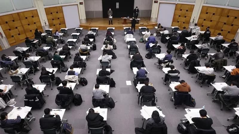 其实，韩国高考比中国还煎熬……封面图