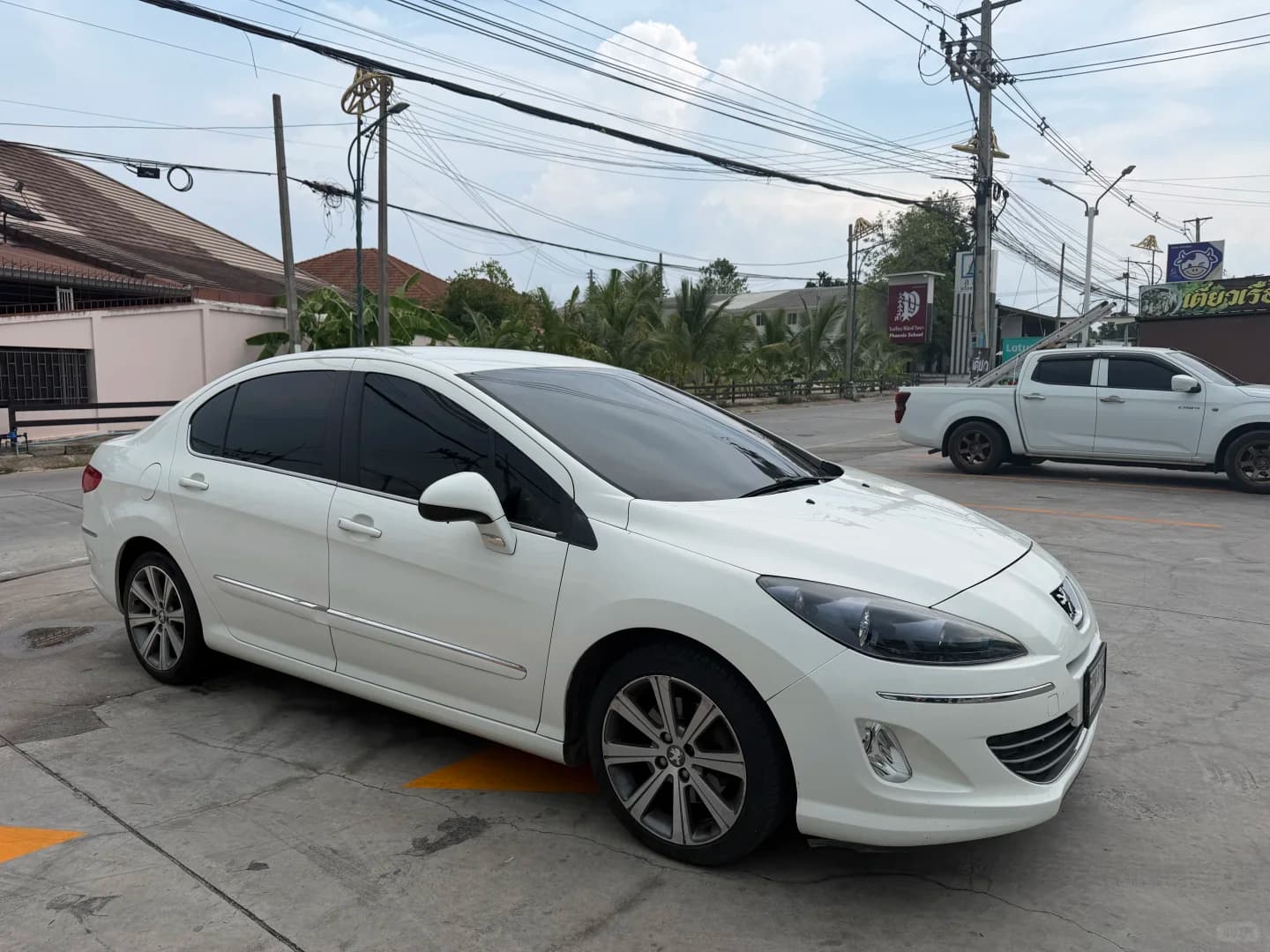 曼谷/芭提雅出｜2013标致408 1.6T 🚙封面图