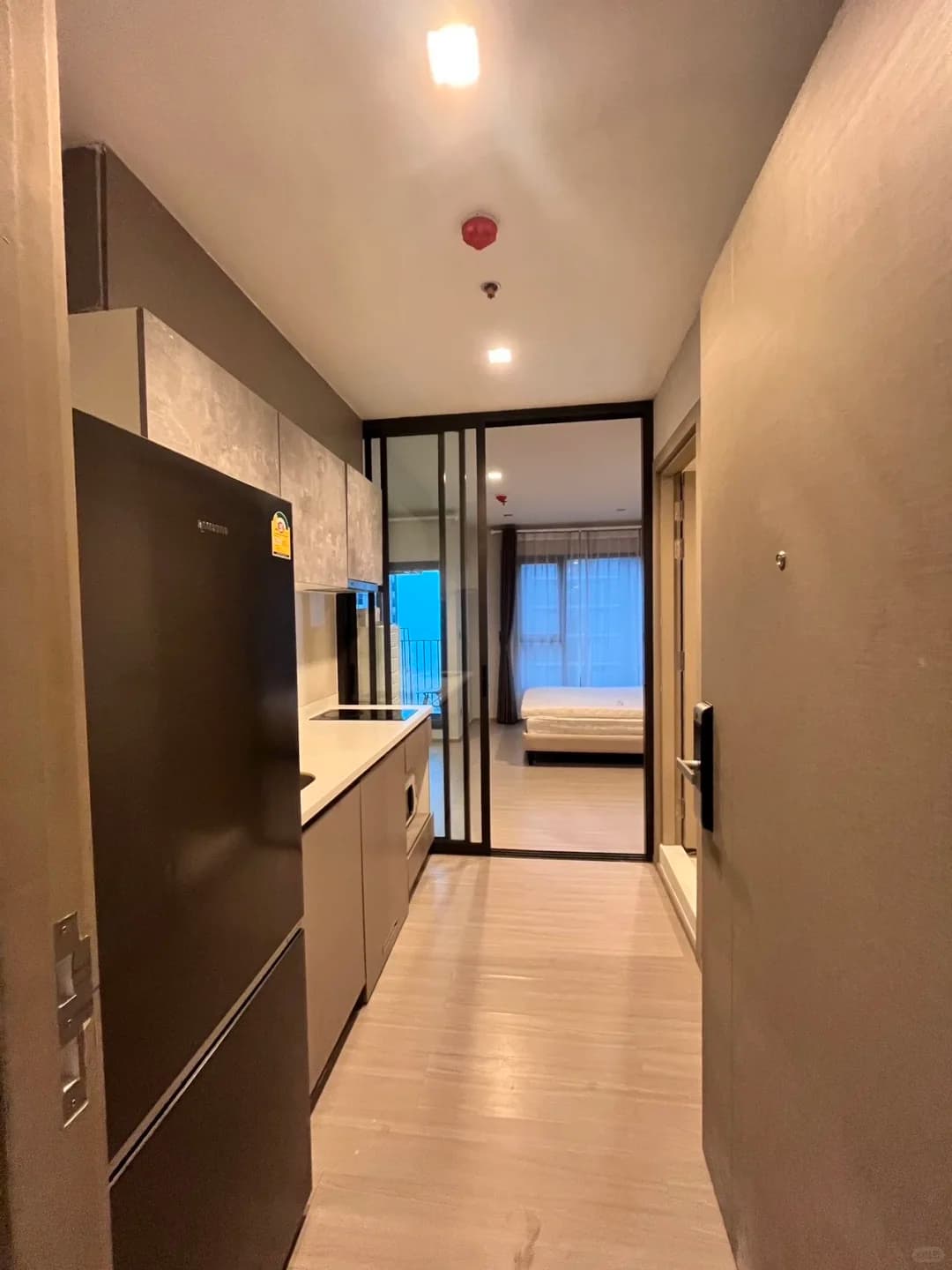 Life Asoke Rama9｜28平 ｜一房带阳台封面图