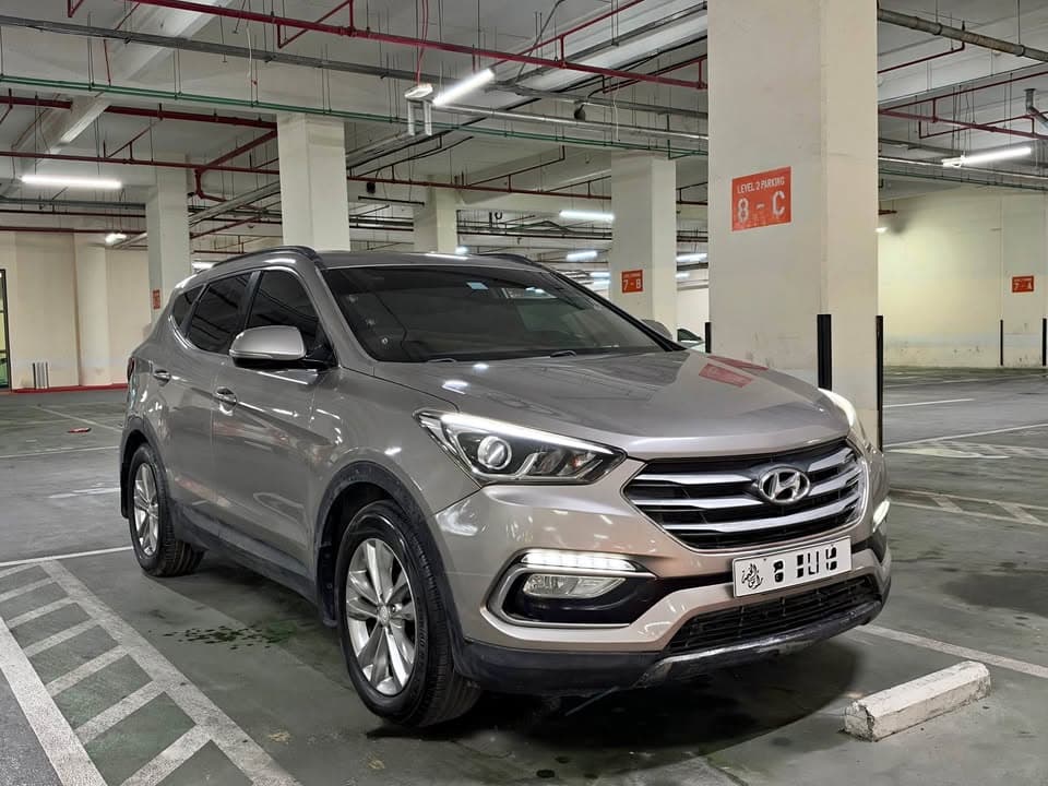现代圣诞老人 2017 GCC V4(99,000)km封面图