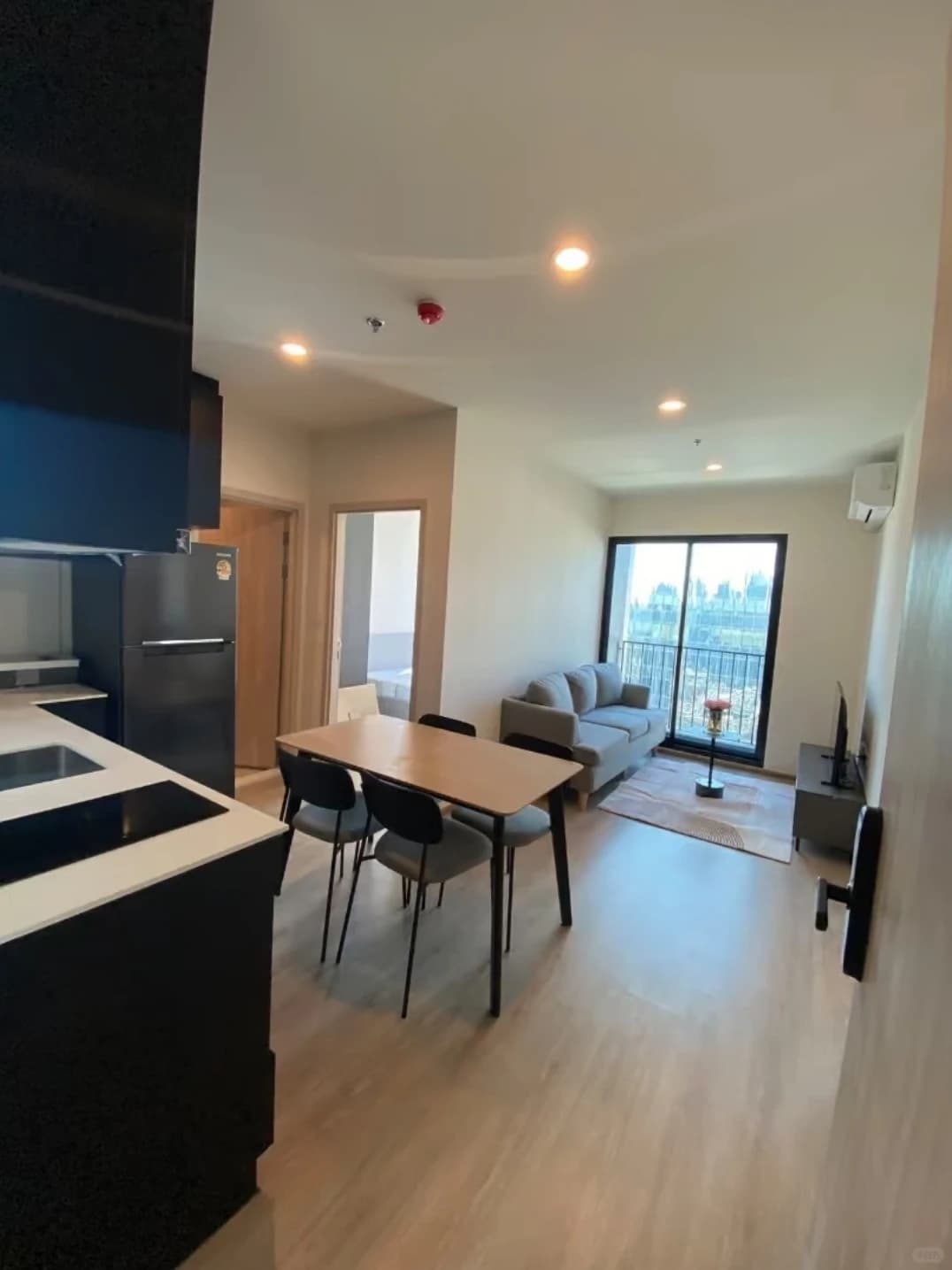 便宜140w株🇹🇭曼谷拉玛九35m²一房封面图