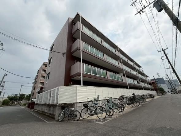 Spacious 3DK Apartment in Soka, Saitama!封面图