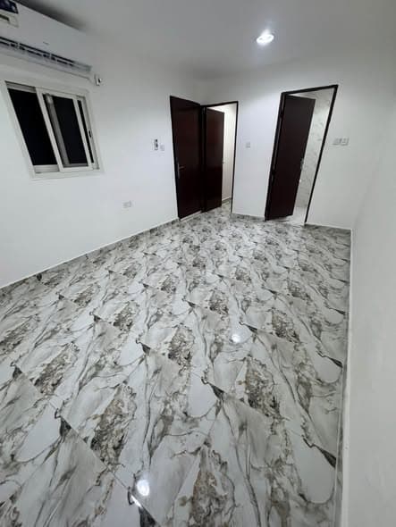 印度学校路Studio-2800公寓，拎包入住，含停车位封面图