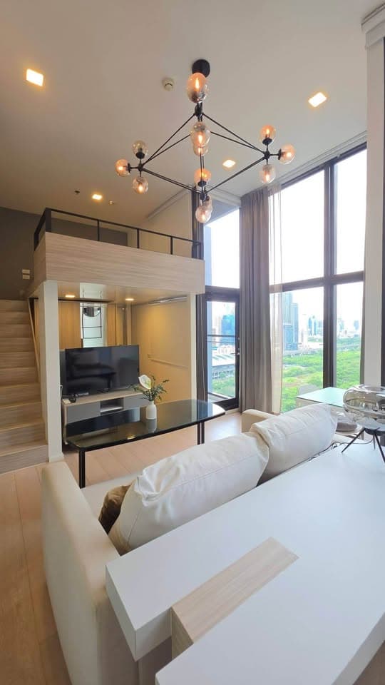 Chewathai Asoke Residence 公寓封面图