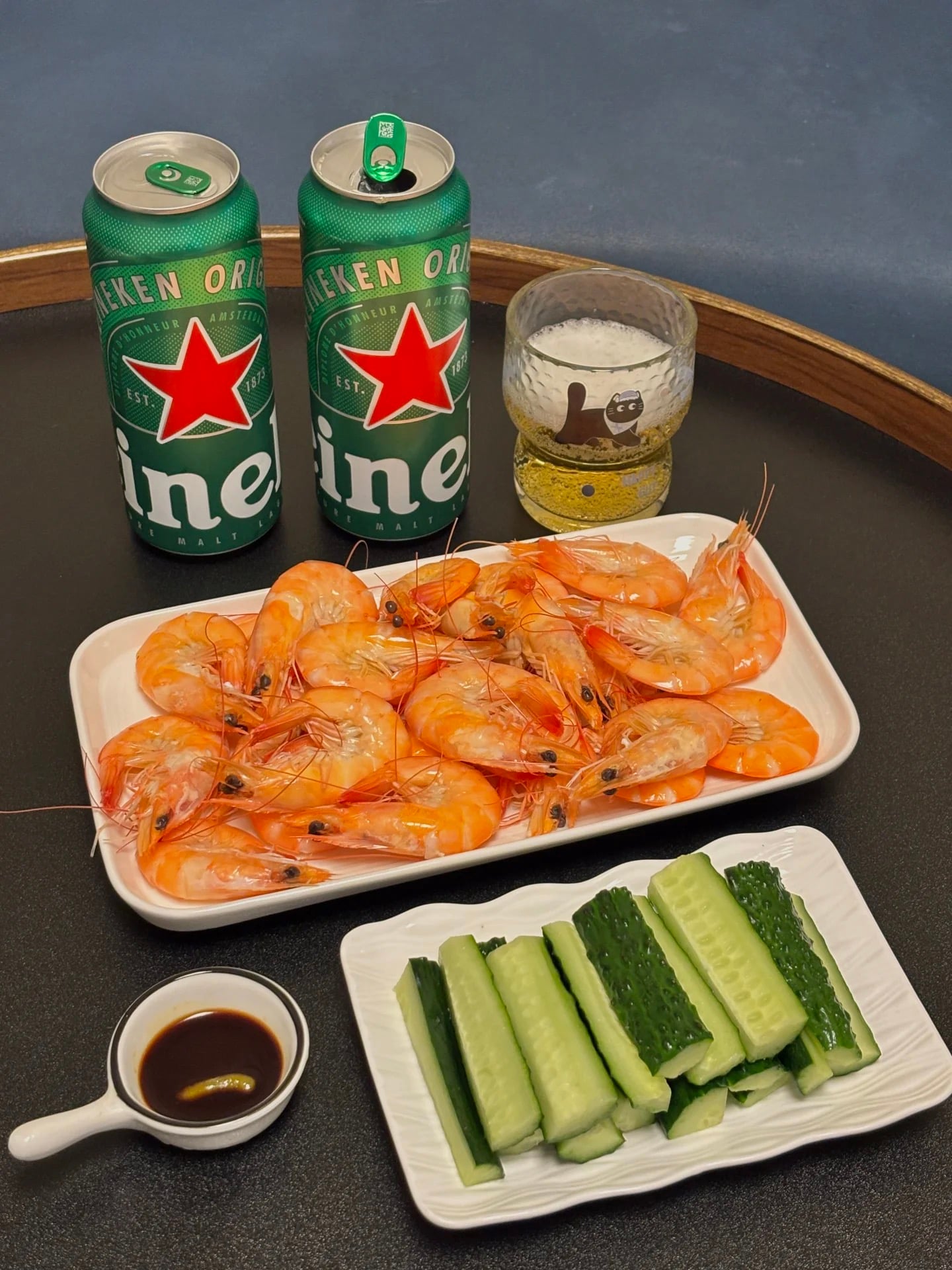 下班后偷懒的快乐：煮虾配Heineken，谁说海外不能有烟火气？