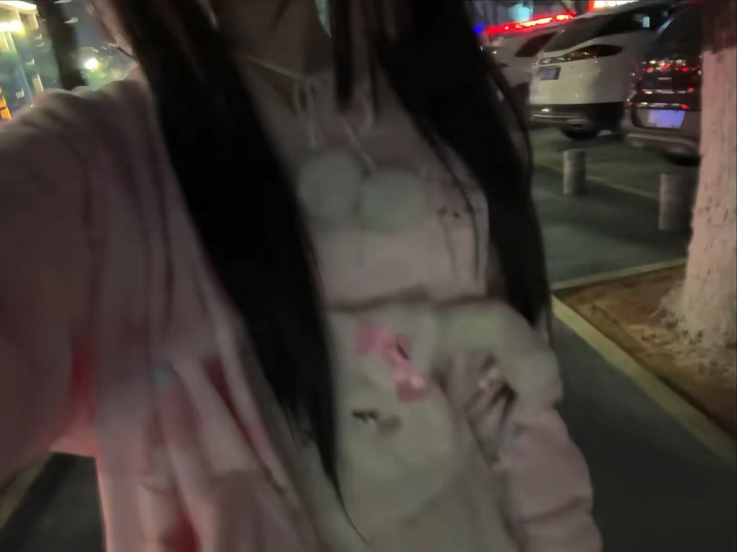 夜跑完顺手抱了只小熊回家 🐻 今晚路灯太温柔了封面图