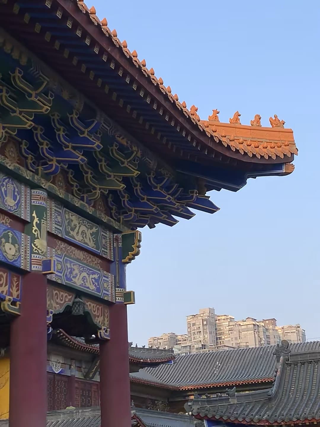 路过老城角,突然被这飞檐戳中了心巴封面图