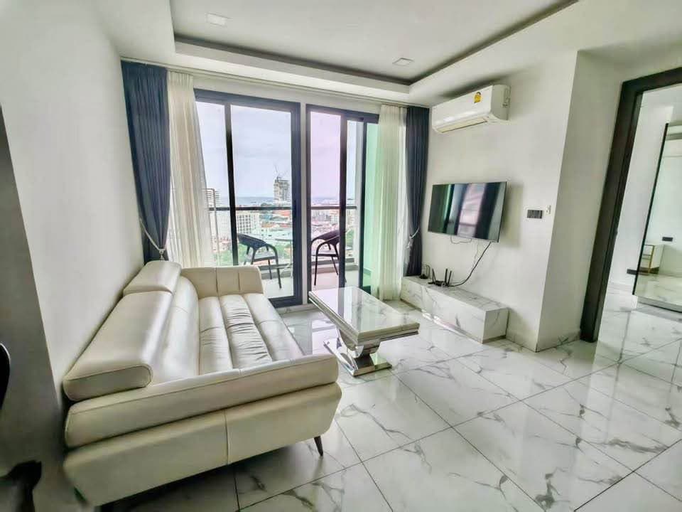 2 BEDROOMS : 2 BATHROOMS封面图