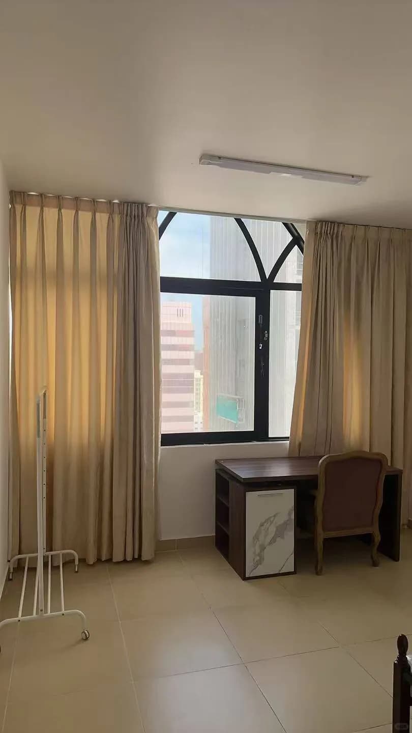 Secondary bedroom rental in downtown Abu Dhabi封面图