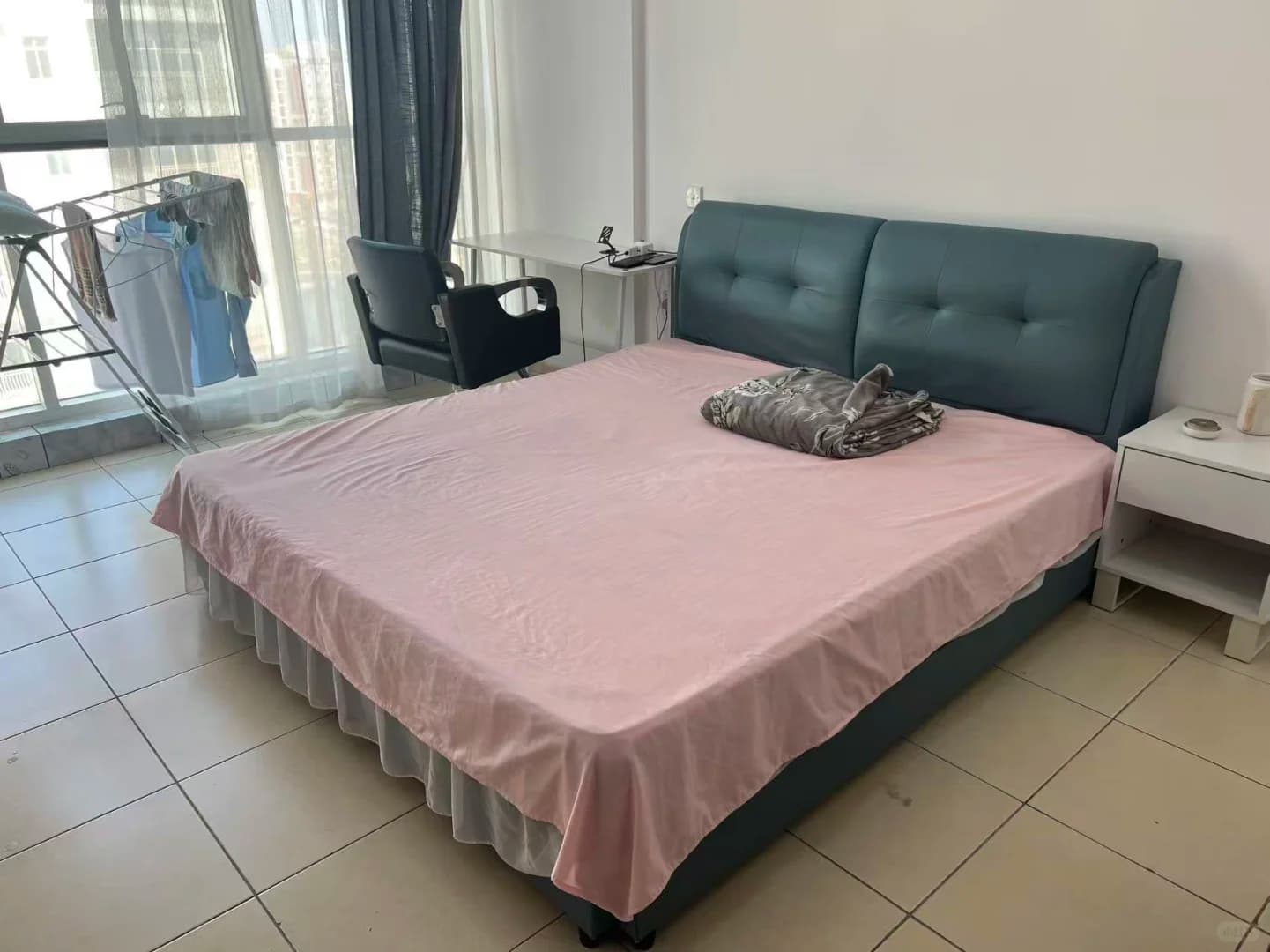 Dubai International City CBD-32 master bedroom for rent封面图