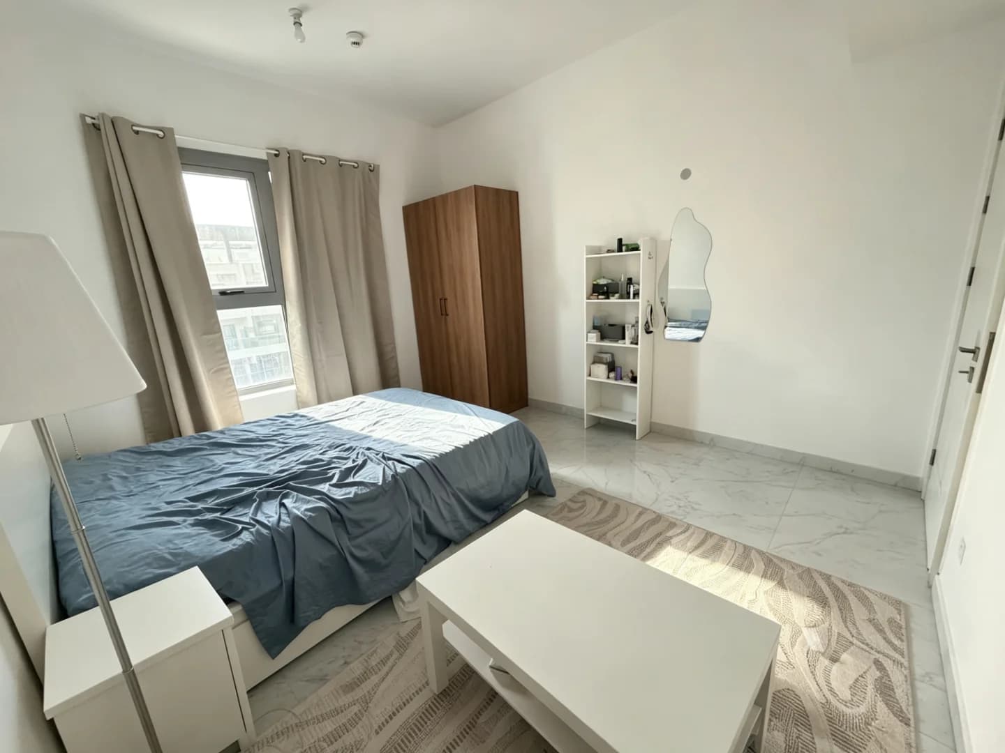 Sublease large studios in Abu Dhabi封面图